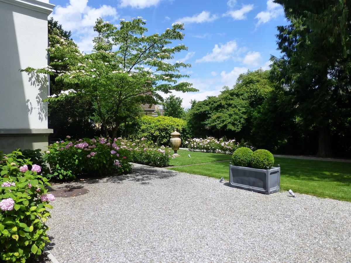 Private Luxury In Villa Zürich
